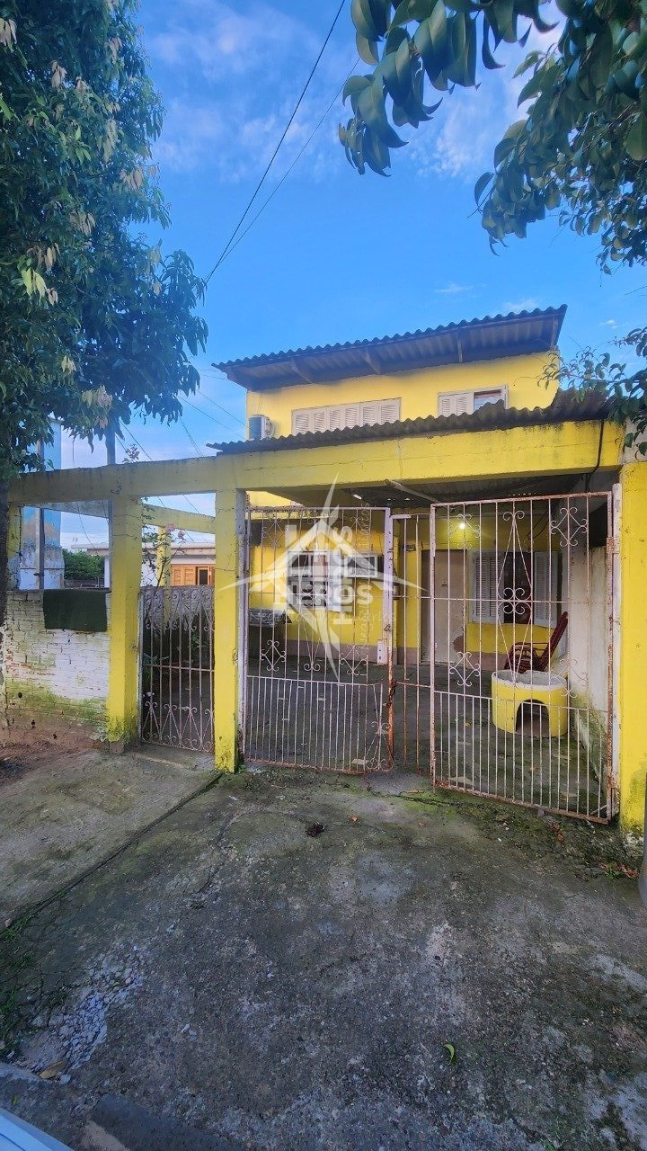 Sobrado, 4 dorm, 165m², Restinga, R$ 135mil