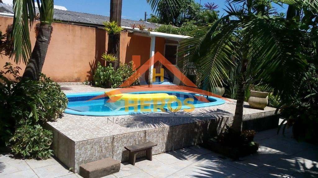 Casa 1 dorm, 120m², Ponta Grossa, R$  250mil