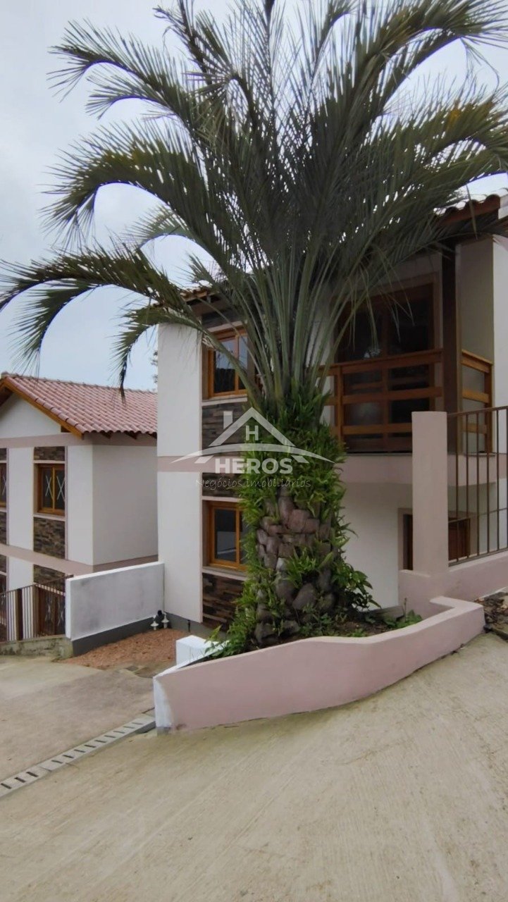 Casas de 2 dorm, condomínio, R$ 379mil