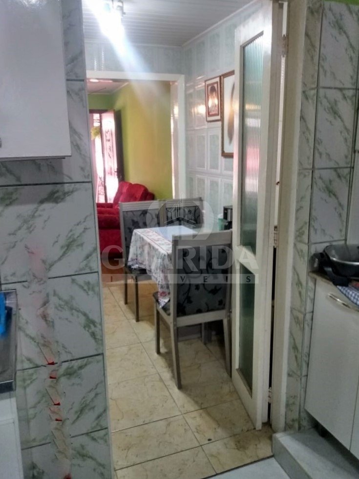Casa condomínio 2 dorm, 66m², Vila Nova, R$ 200mil