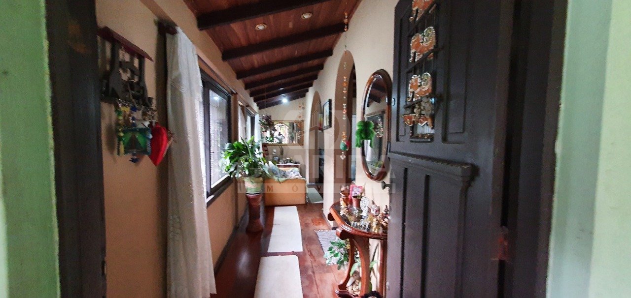 Casa 3 dorm, 160m², Medianeira, R$ 600 mil