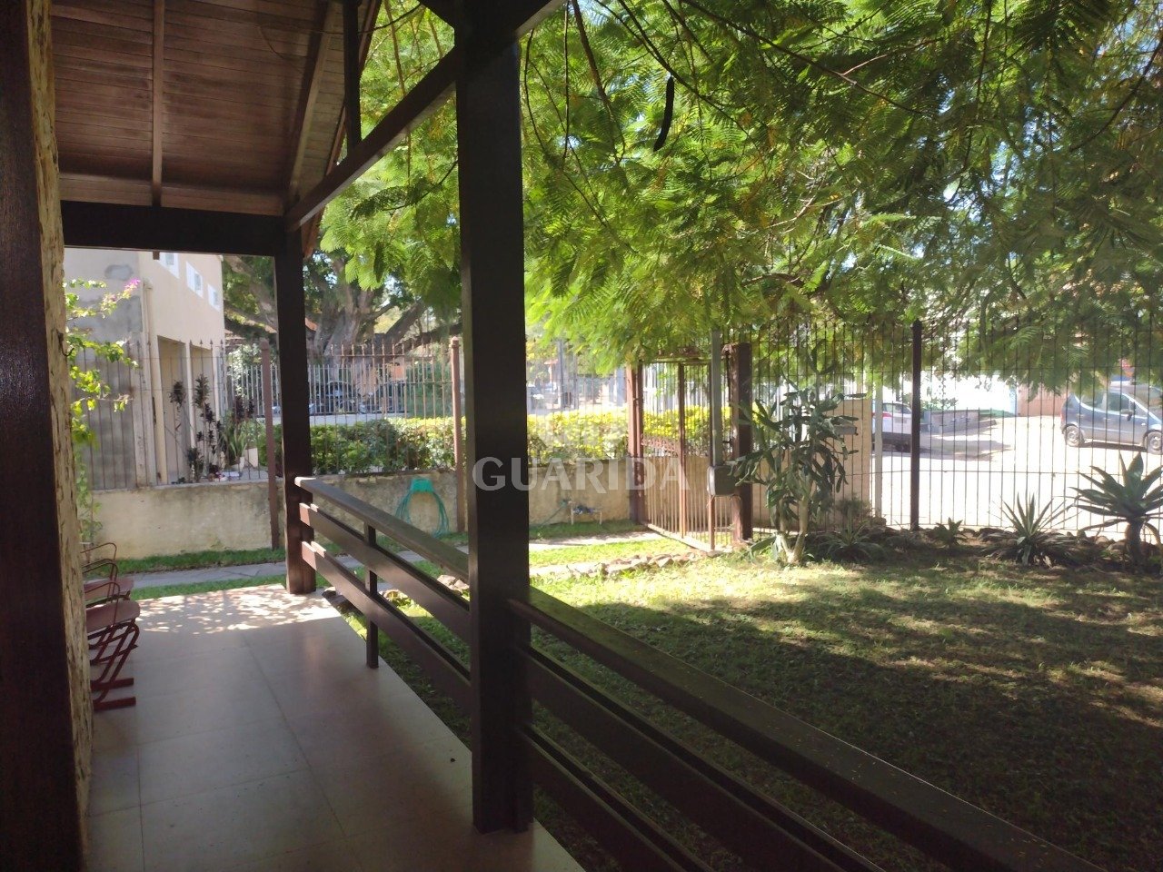 Casa com 4 dormitórios no Bairro Ipanema