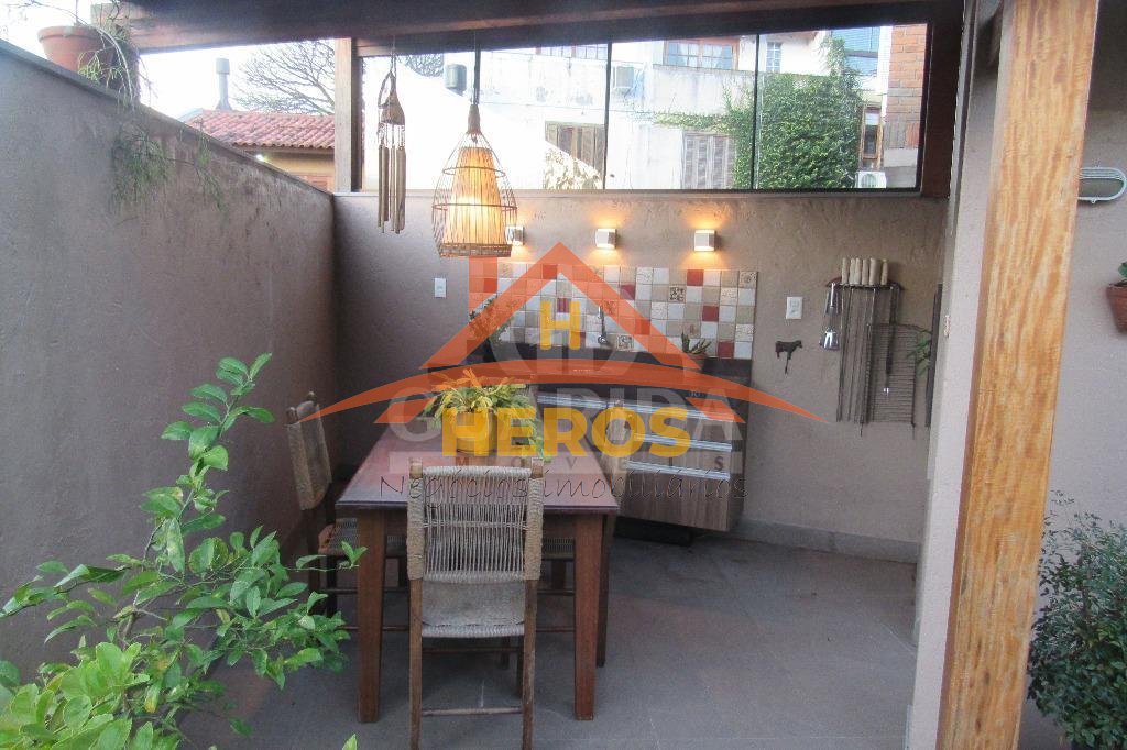 Casa condomínio, 267m², Tristeza, R$ 958mil