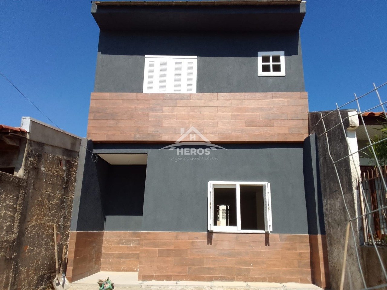 Casa 3 dorm, Hípica 75m²,  R$ 390mil