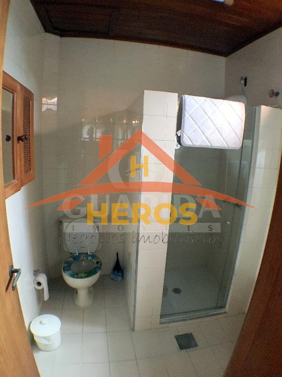 Casa 4 dorm, 450m², Teresópolis, R$ 780mil
