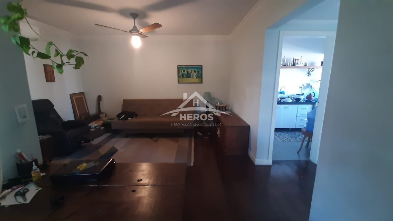 Apartamento 1 dorm, 49m², Petrópolis, R$ 220mil