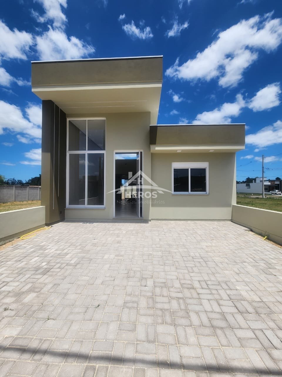 Casa cond, 3 dorm, 100m², Hípica, R$ 575mil