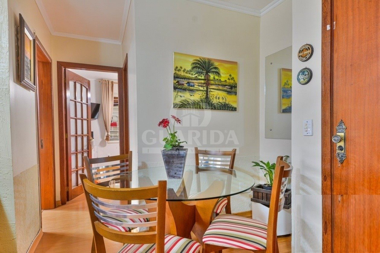 Apartamento 2 dorm, 57m², Cristal, R$ 380mil