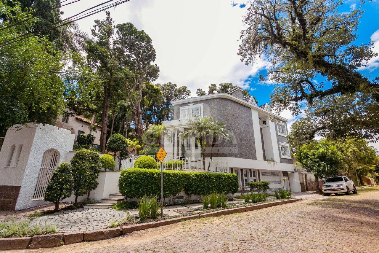Casa 3 dorm, 288m², Tristeza, R$ 1,8milhão