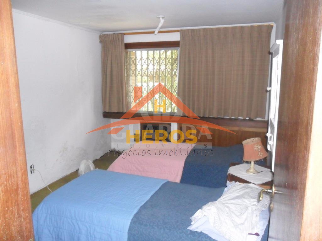 Casa 3 dorm, 290m², Nonoai, R$ 1,8milhão