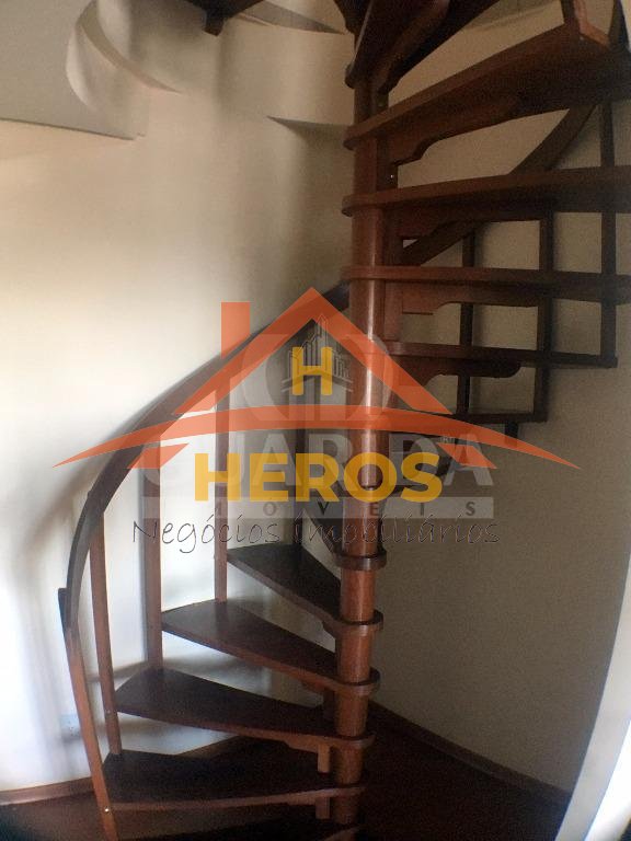 Cobertura 3 dorm, 171,4m², Cristal, R$ 670mil