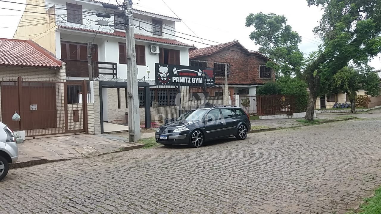 Casa 3 dorm, 370m², Nonoai, R$ 900mil