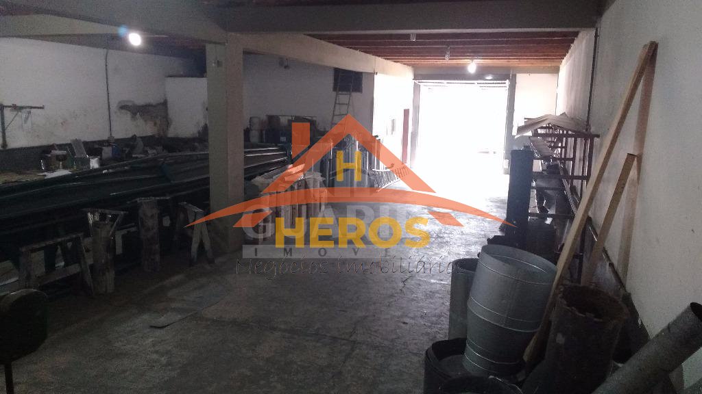 Prédio comercial, 250m², Camaquã, R$ 750mil