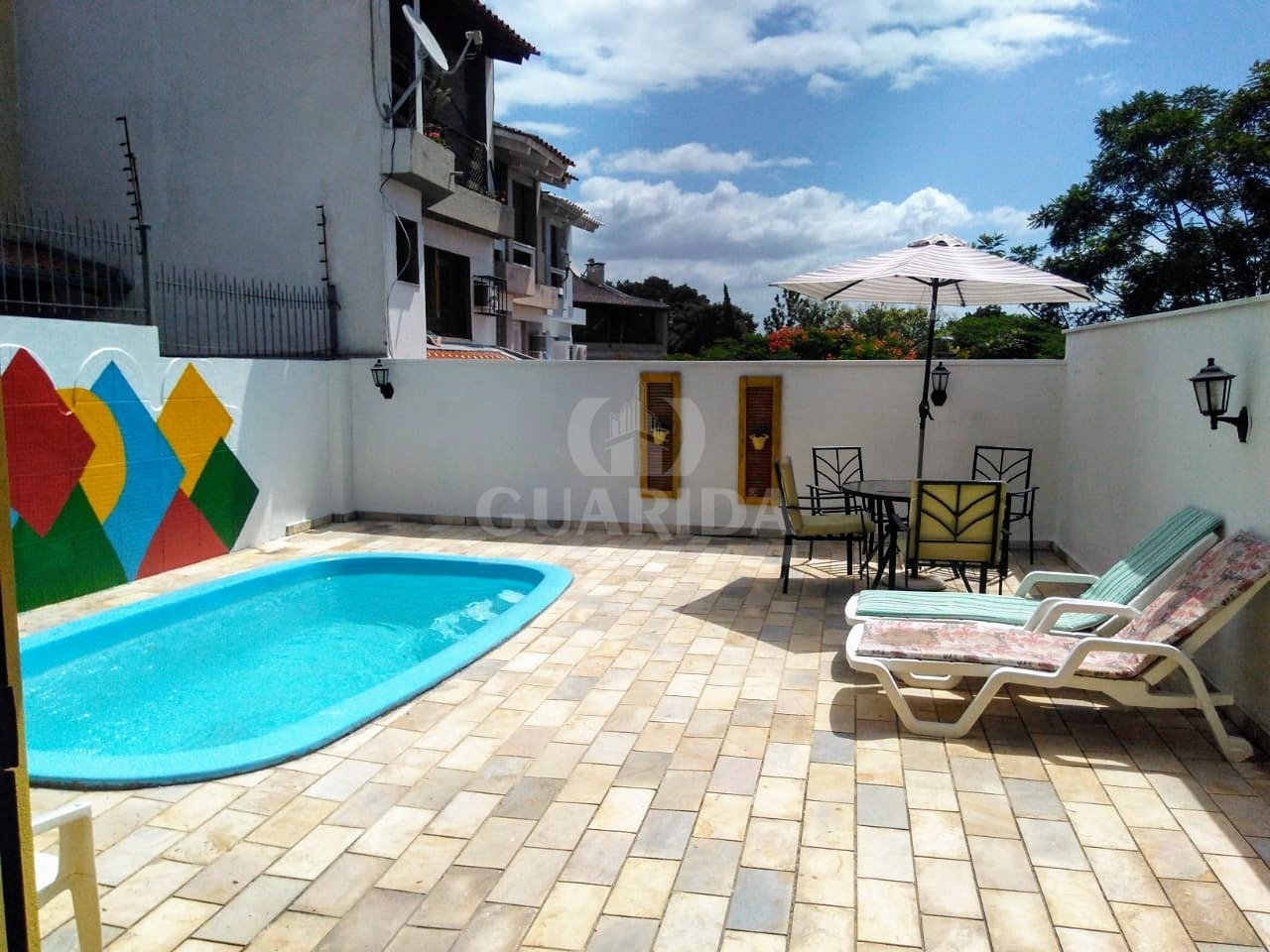 Casa 03 pavimentos,04 dorm, Altos do Ipê 650 mil