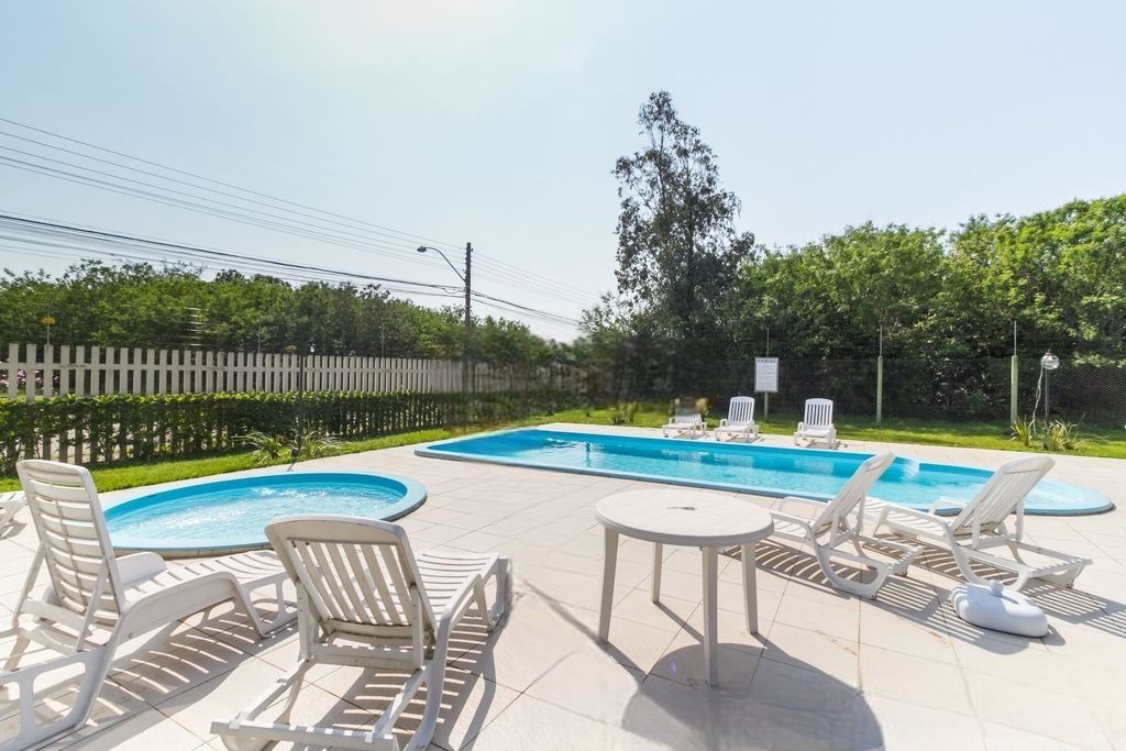 Casa condomínio, 3 dorm, 151m², R$ 745 mil