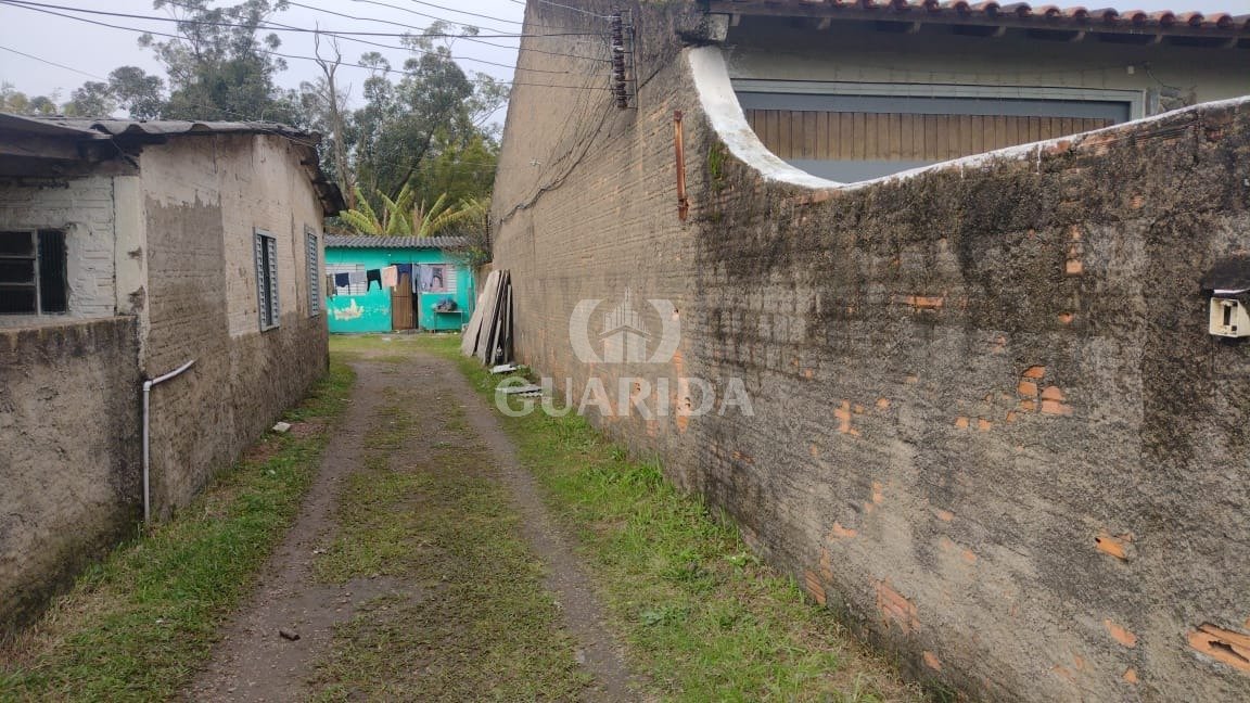 Terreno com 06 casas; Chapéu do Sol; 149mil