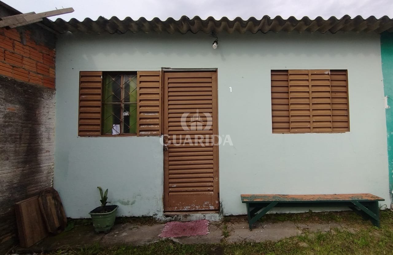 Terreno com 06 casas; Chapéu do Sol; 149mil
