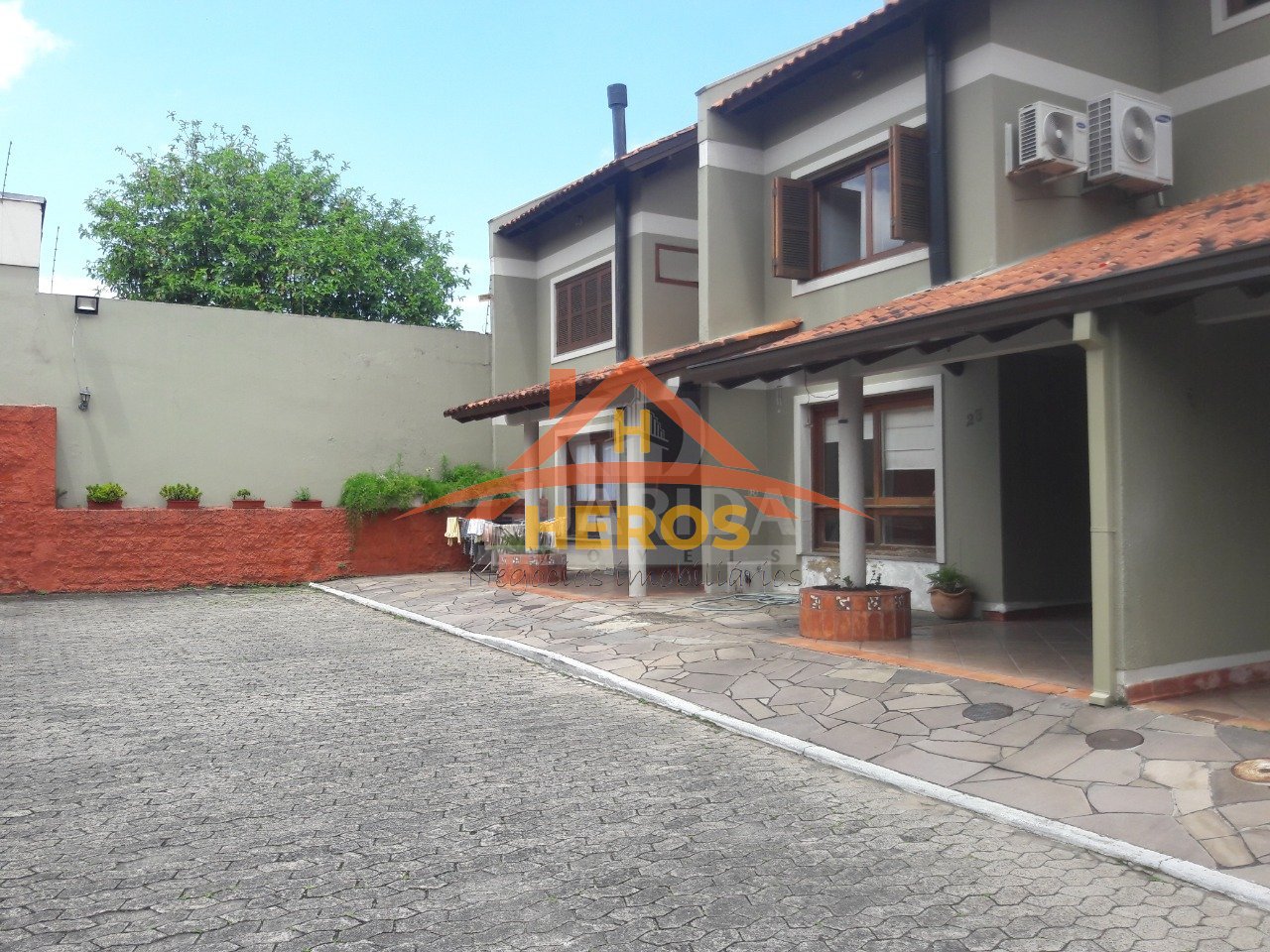 Casa 3 dorm, 179m², Cavalhada, R$ 750mil
