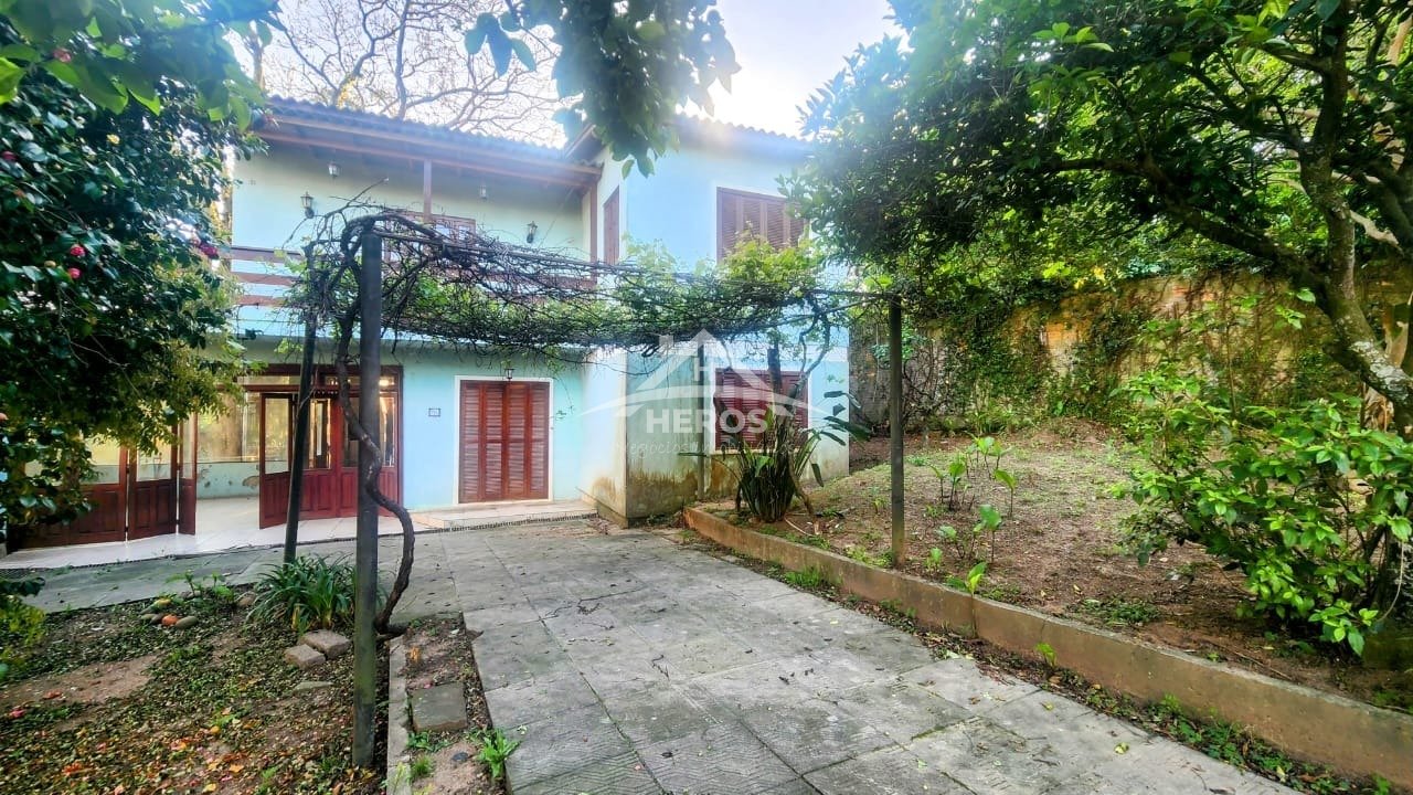 Casa 2 dorm e edícula, 176m², Hípica, R$450mil
