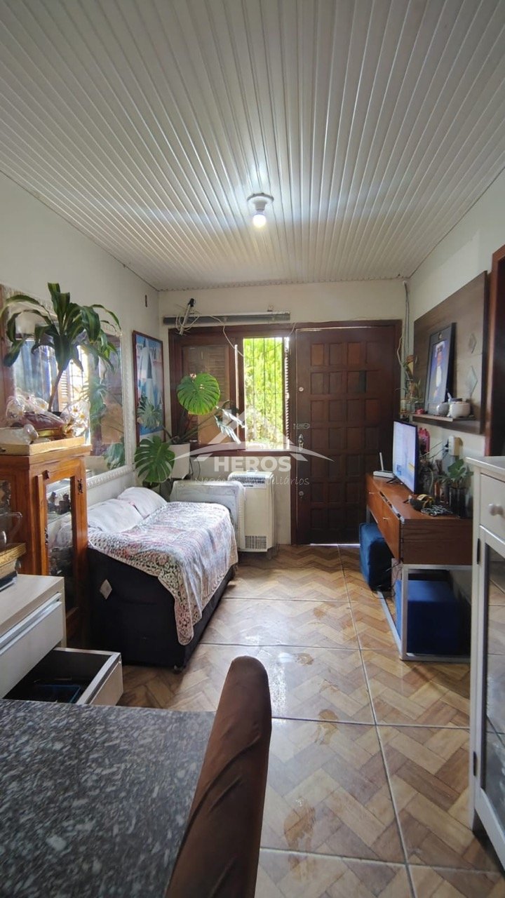 Casa térrea , 1 dorm, 69m², Hípica, R$ 225mil
