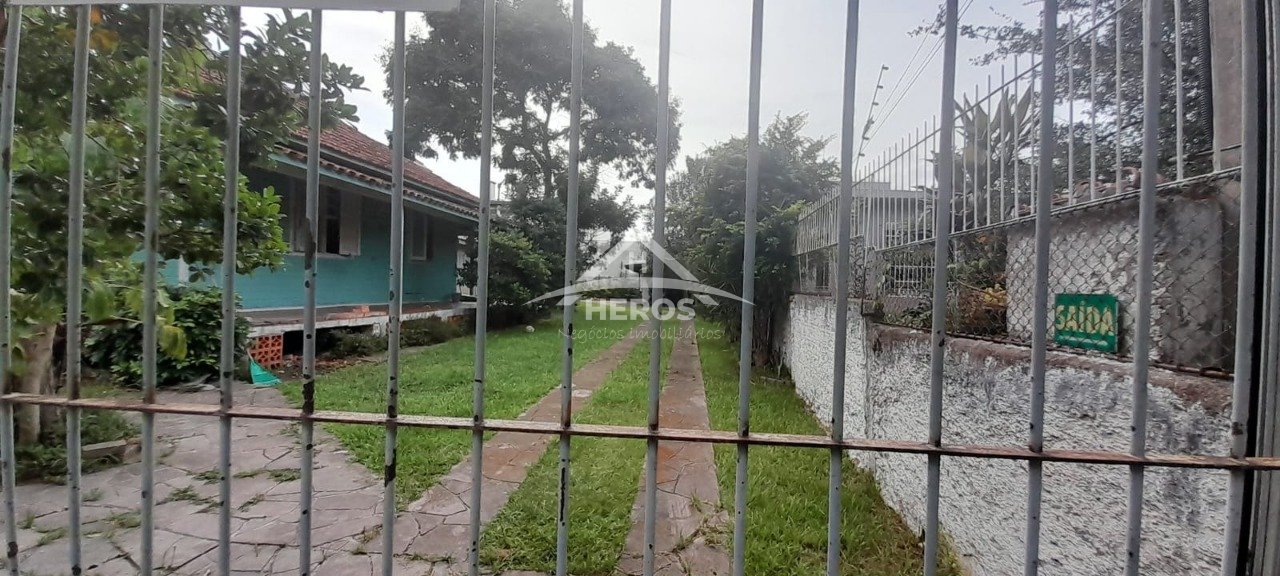 Terreno com 16,50 de frente em Ipanema, PoA