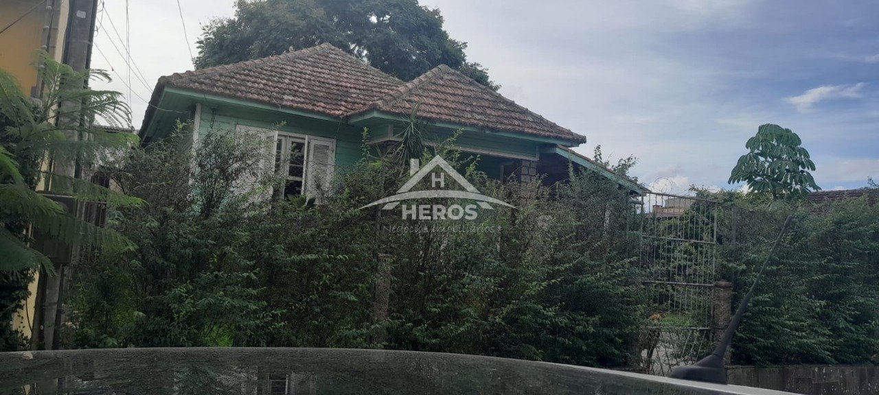 Terreno com 16,50 de frente em Ipanema, PoA
