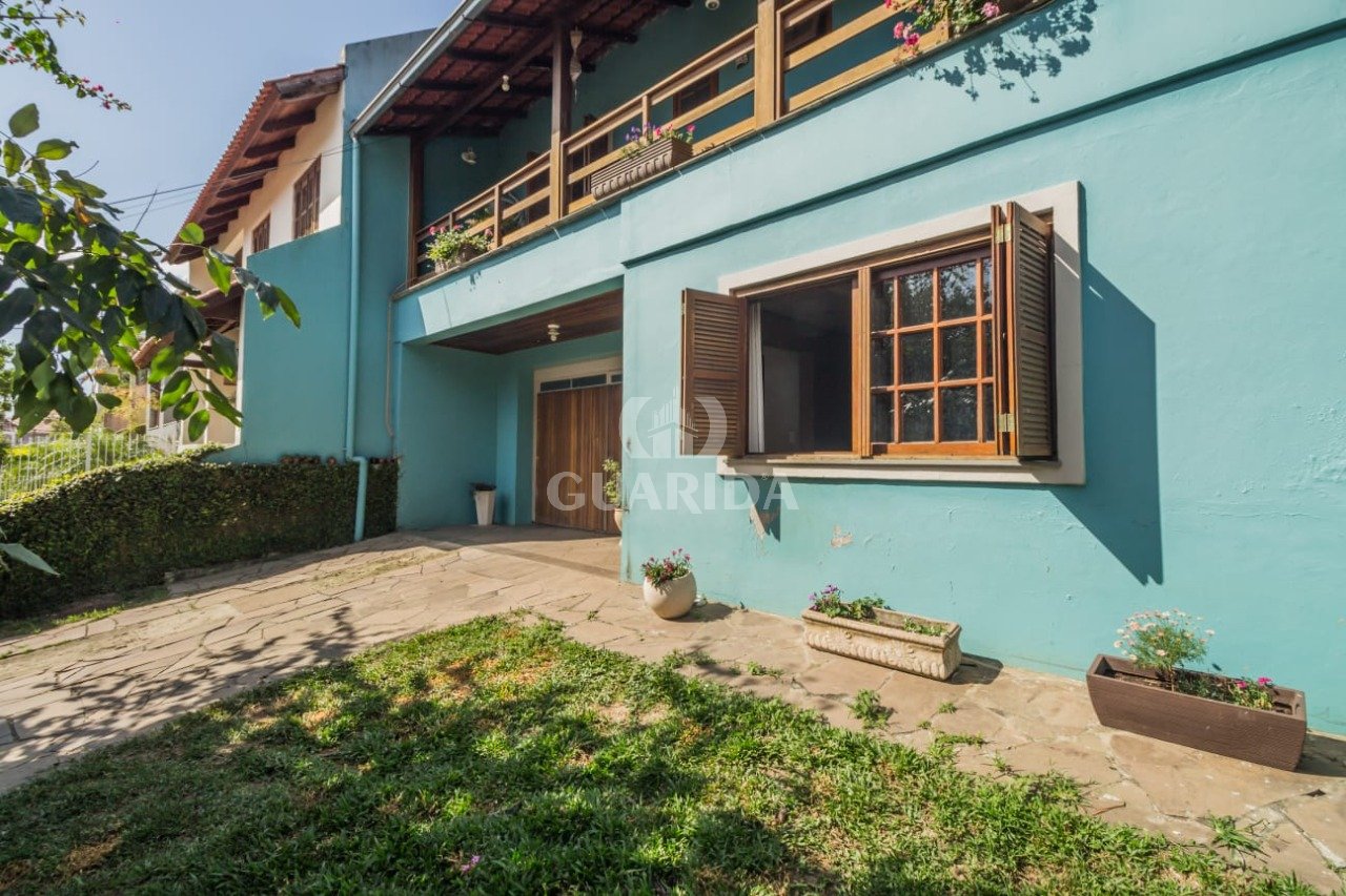 Casa 3 dorm, Ipanema, 246m², R$ 789mil