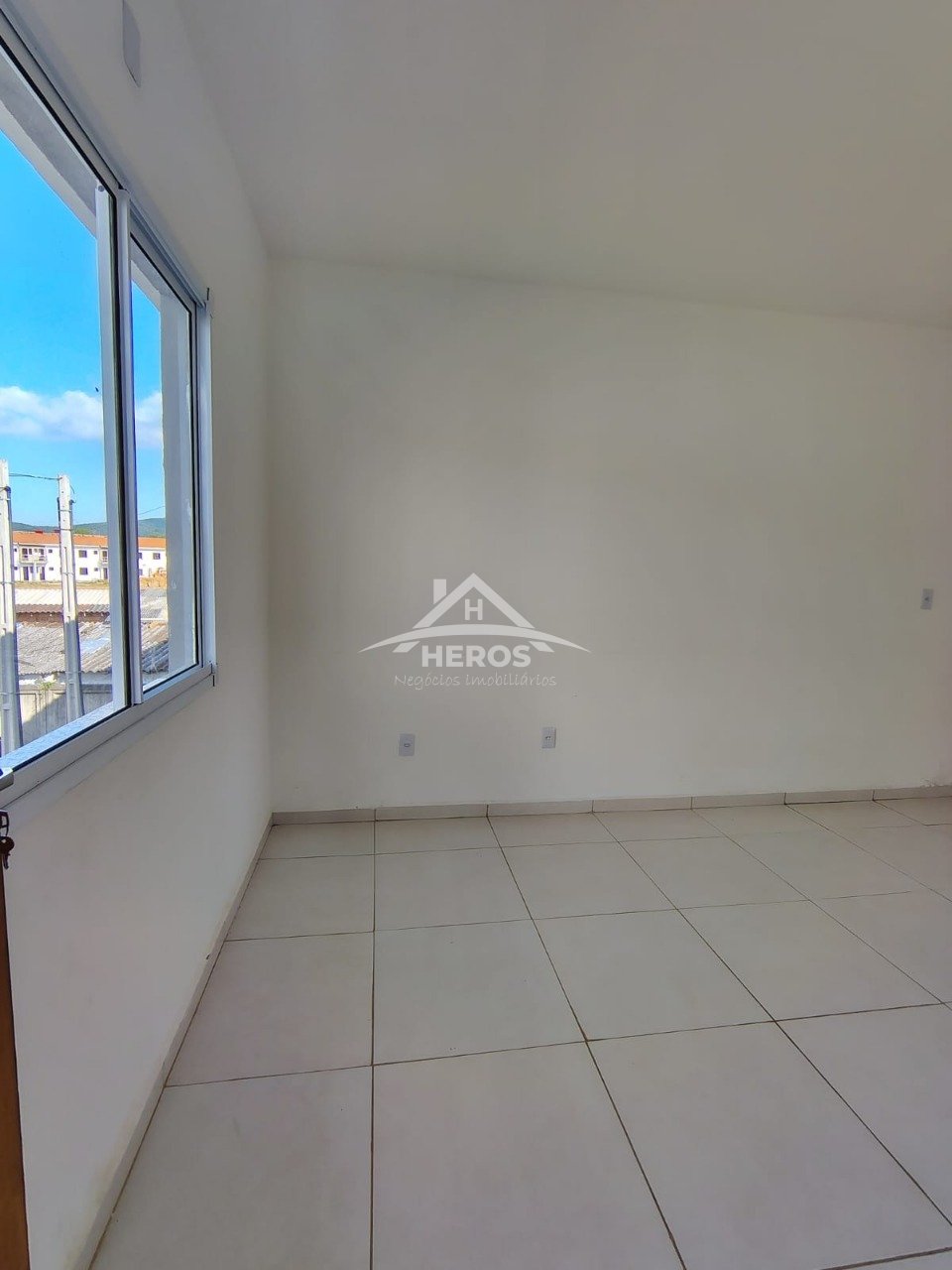 Casa 2 dorm, Restinga, 43m²,  R$ 210mil