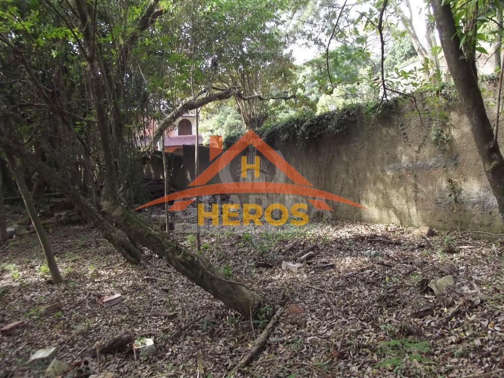 Terreno 660m², Vila Nova, R$ 248mil