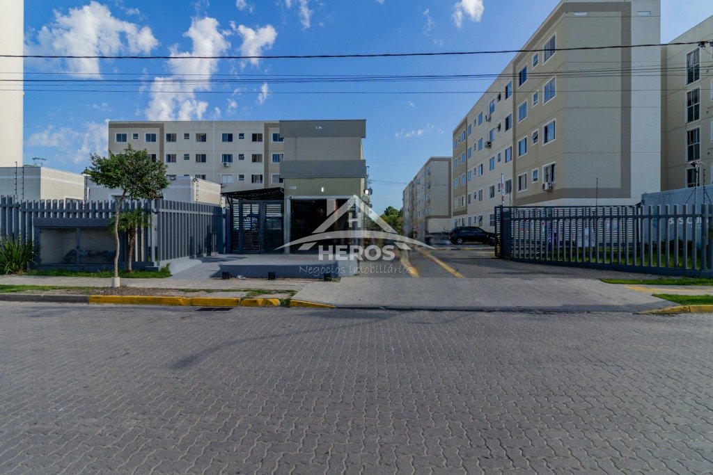 Aptº semimobiliado, 2dor, 40m², R$ 200mil