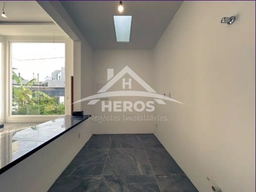Casa Cond, 3 dorm, 105m², Lagos N Ipanema, R$ 690m