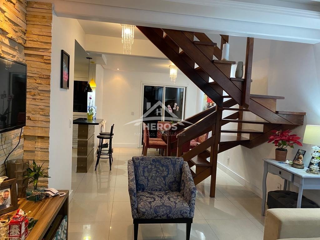 Casa condomínio, 3 dorm, 83m², Hípica, R$382mil