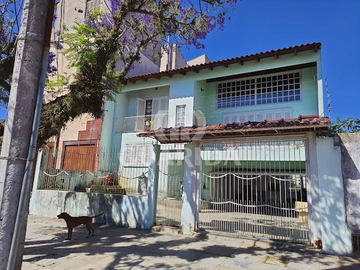 Casa 3 dorm, 270m², Nonoai, R$ 500mil