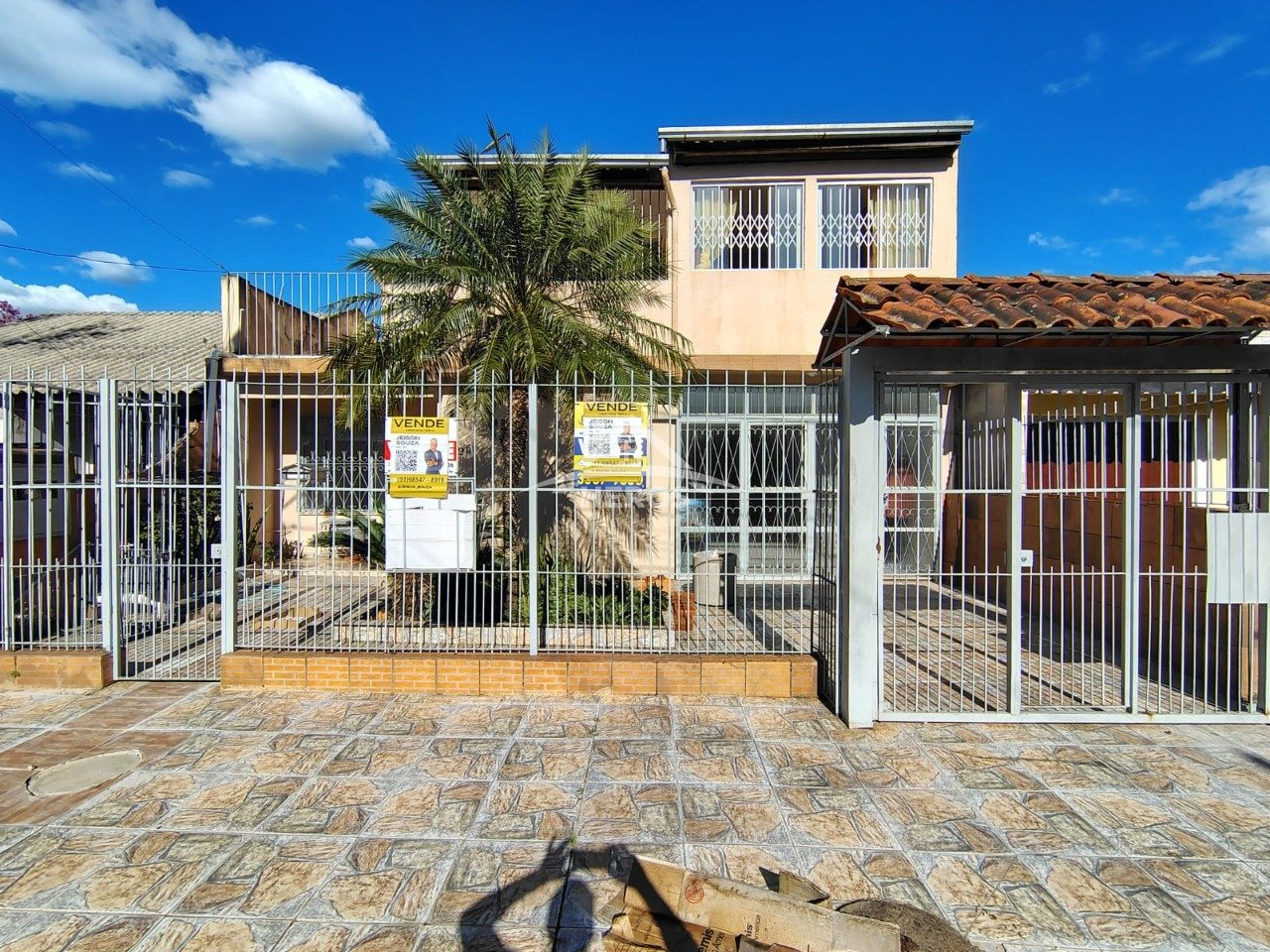 Casa 4 dorm, 130m², Restinga, R$ 325mil