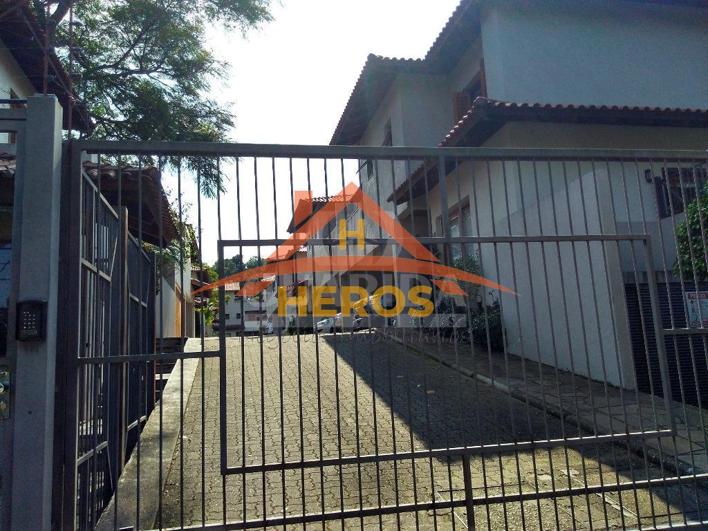 Casa cond 4 dorm 154m² Pedra Redonda R$ 1,15milhão