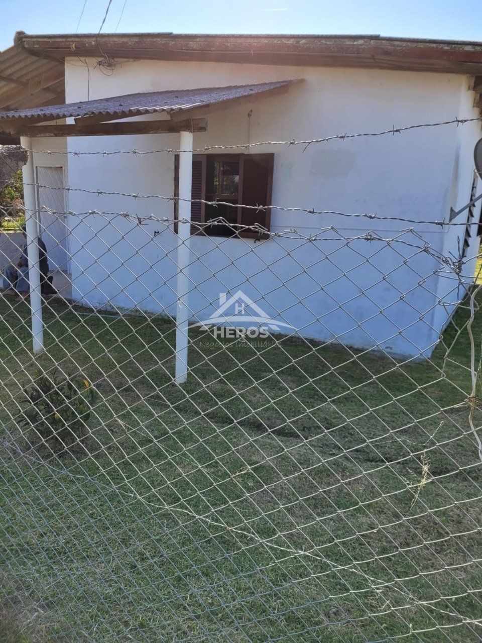 Casa 2 dormitórios, Itapuã, R$ 170mil