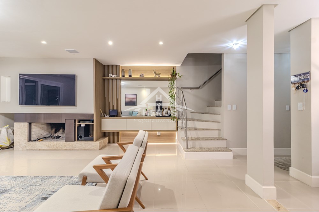 Casa em Condomínio 221176