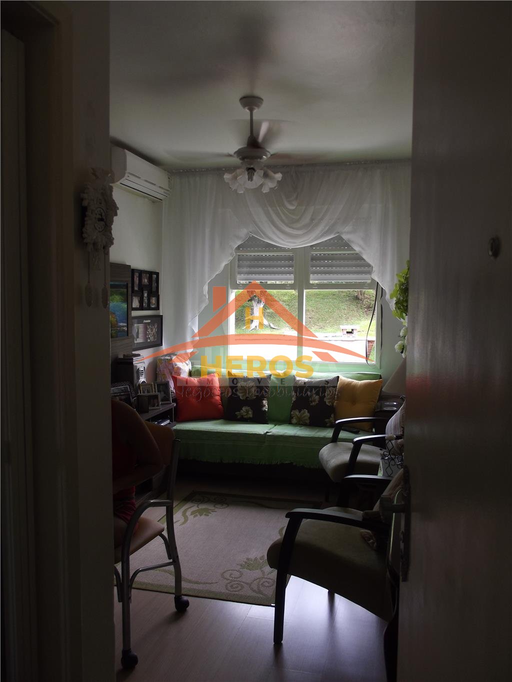 Apartamento 1 dorm, 35,6m², Cristal, R$ 160mil