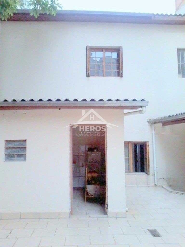 Prédio Comercial no Centro, 500m², R$ 2,2 milhões