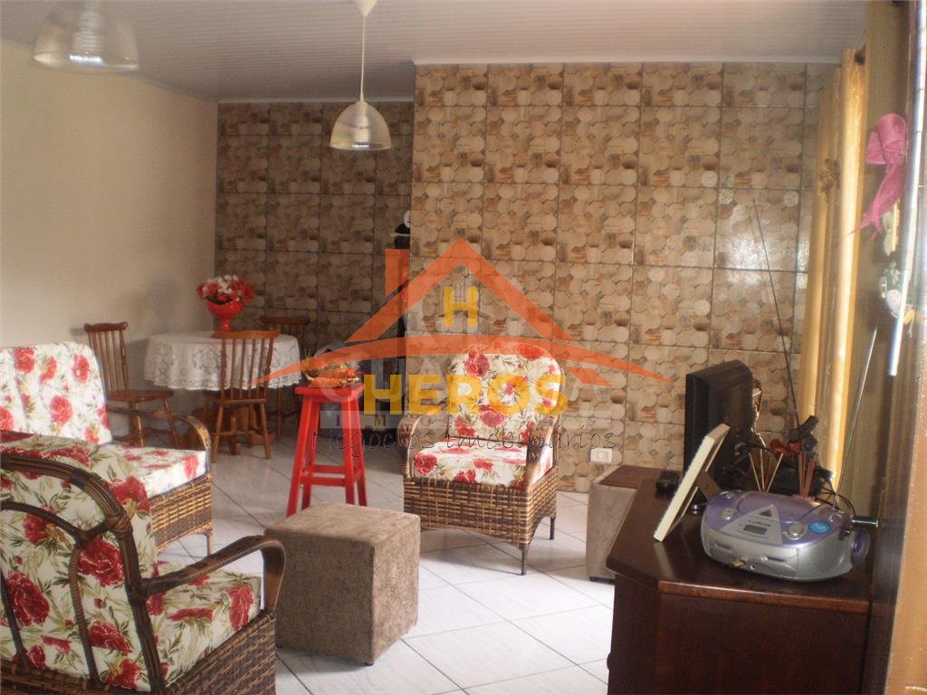 Casa 2 suítes, 120m², Moradas da  Hípica R$ 426mil