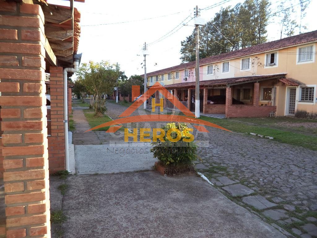 Casa condomínio 2 dorm, 56m², Hípica, R$ 174mil