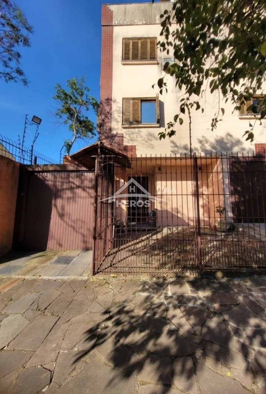 Cobertura, 3dorm, 63m², Nonoai, R$ 250mil