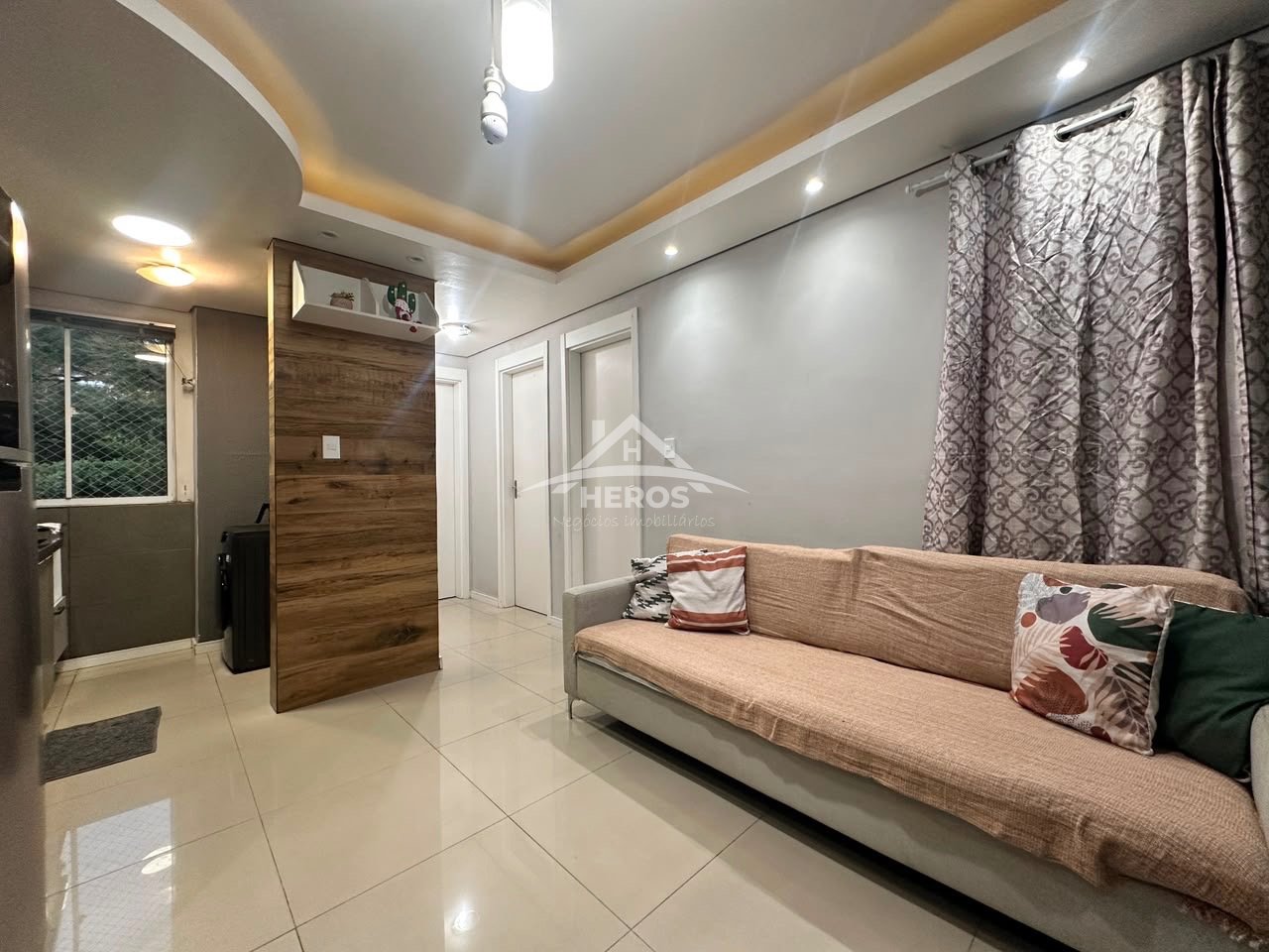 Apto 2 dorm, 42m², Glória, R$ 180mil