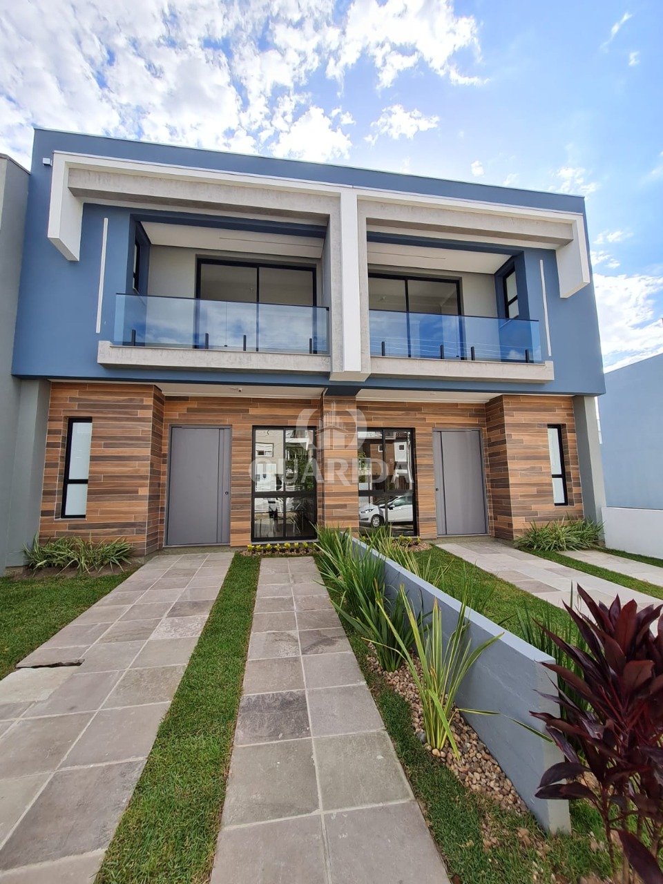 Casa 2 dorm, Jardins do Prado, 145m² por R$ 650mil
