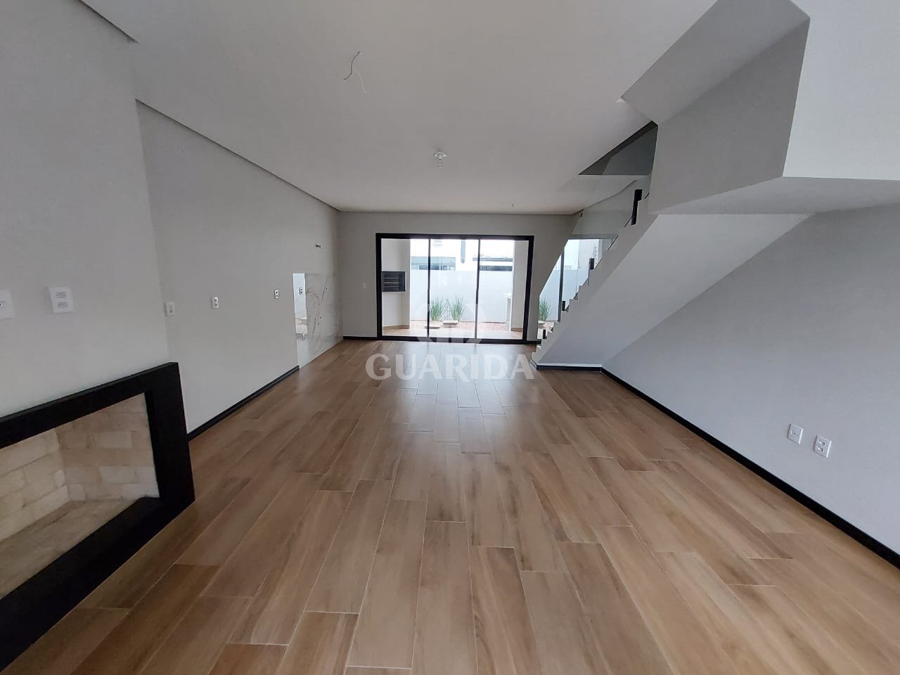 Casa 2 dorm, Jardins do Prado, 145m² por R$ 650mil