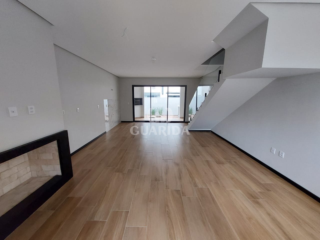 Casa 2 dorm, Jardins do Prado, 145m² por R$ 650mil