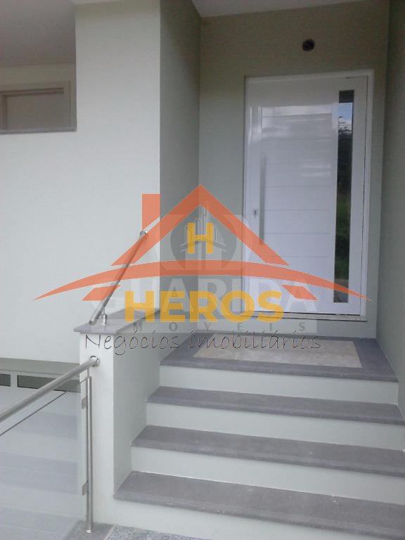 Casa 3 dorm, 198m², Altos do Ipê, R$ 750mil