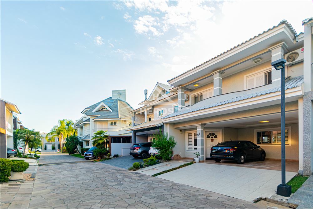 Casa em Condomínio 220433