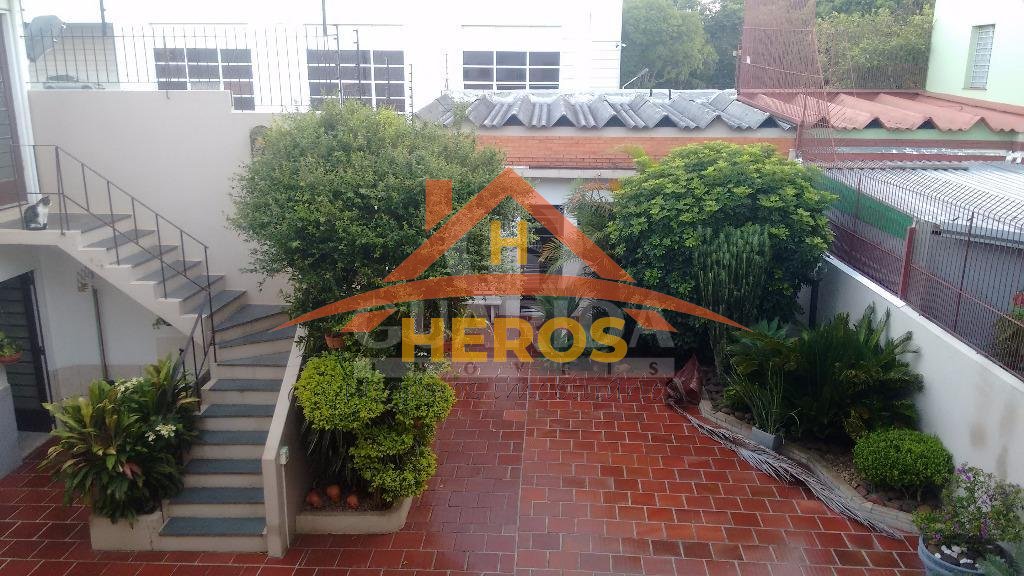 Casa 3 dorm, 300m², Menino Deus, R$ 1,499milhão