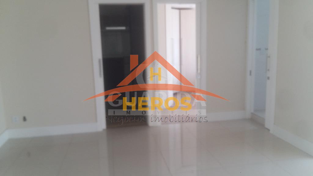Apartamento 2 dorm, 82m², Centro, R$ 359mil